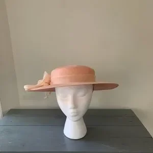 Saks Fifth Avenue Peach Hat Saks Fifth Avenue | Accessories | Vintage Saks Fifth Avenue  main image 2